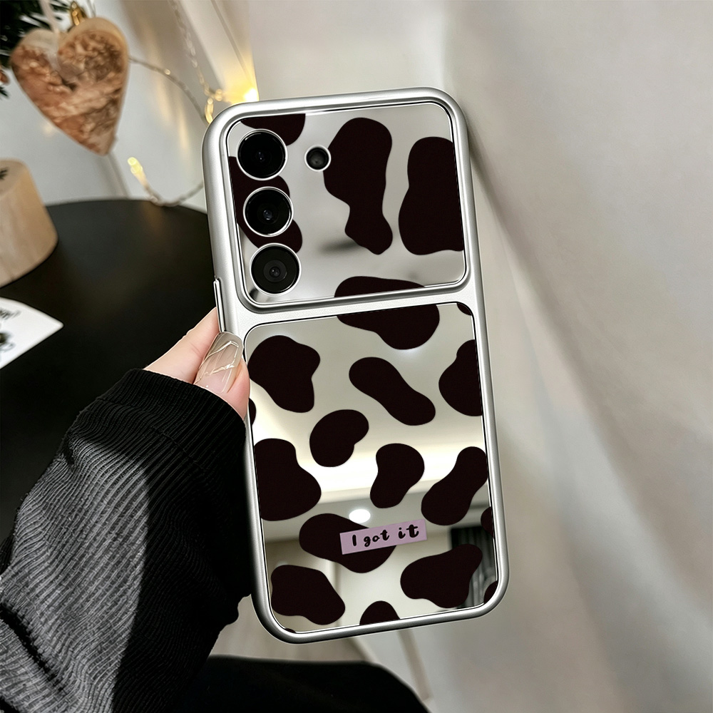 Y2K Estetiği Tarzında İnek Des - Samsung Galaxy A55 incelemesi ve fiyatı